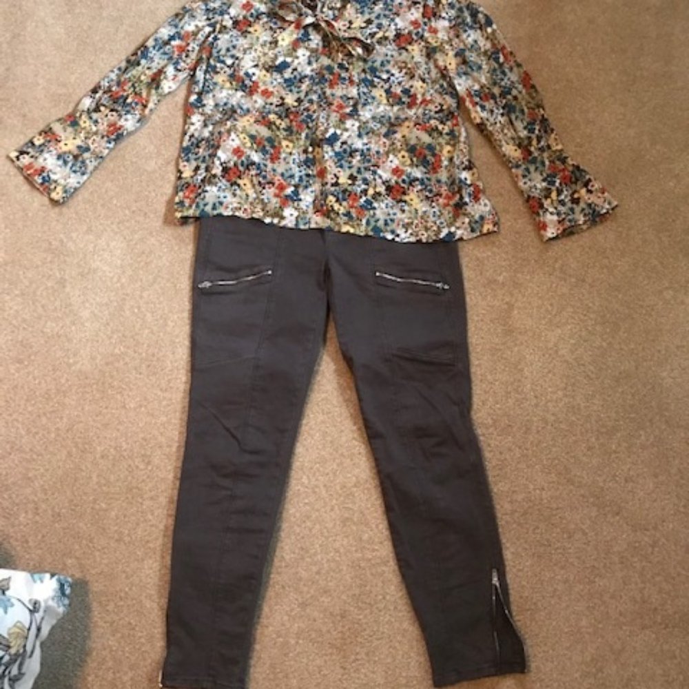 blouse/pants - Picture 2 of 4